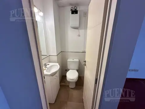 Oficina en Alquiler con 1 cochera