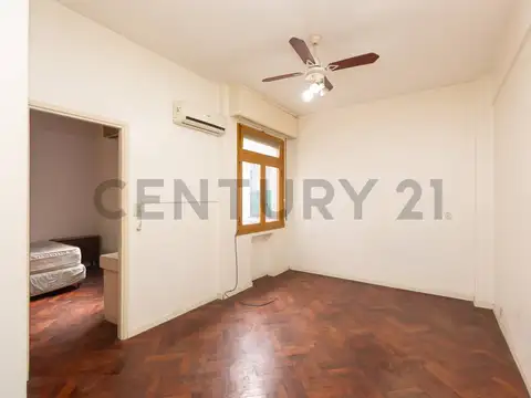 Ciudad de la Paz 1800, Piso 0