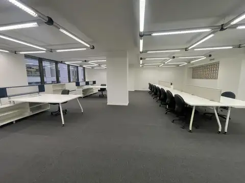 Oficina en Alquiler en Catalinas, USD 2.450