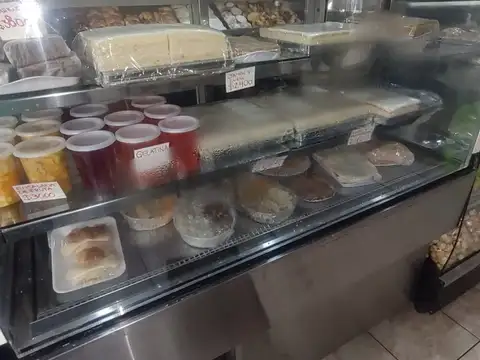 Excelente Panadería Cafetería en Balvanera