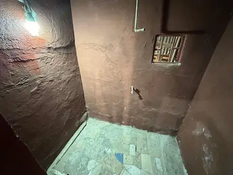 Local en Venta en Temperley, USD 99.000