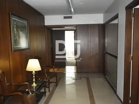 Oficina en Venta al Este