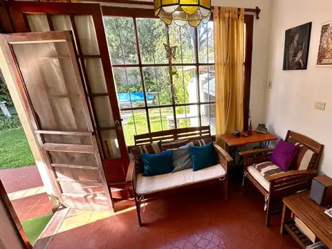 VENTA CASA 5 AMBIENTES CON 3 COCH EN V.BALLESTER