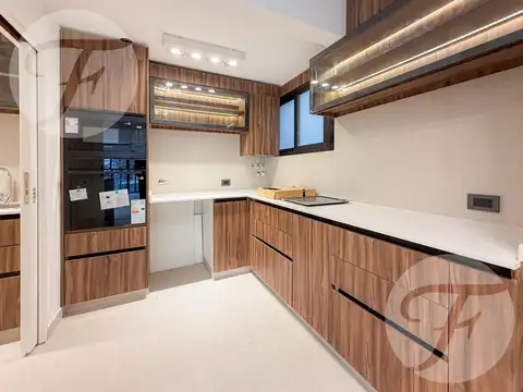 Departamento 4 ambientes con 2 baños