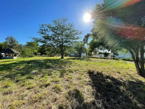 Terreno en venta - 694Mts2 - Los Naranjos, Magdalenas