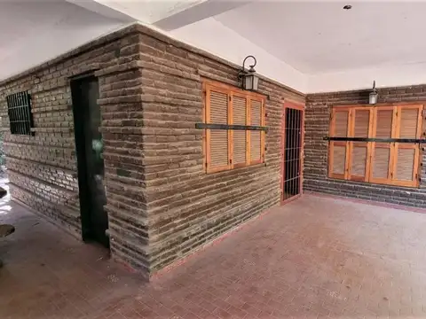 CASA QUINTA EN VENTA EN DEL VISO, PILAR