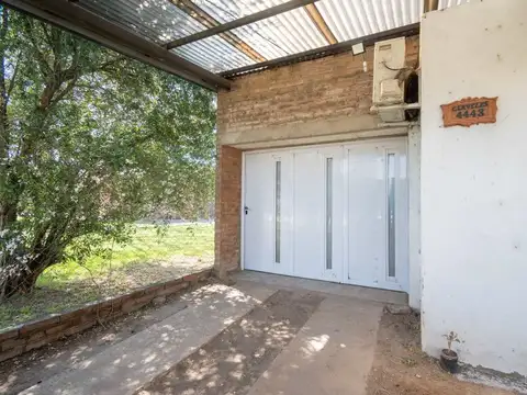 Casa 4 ambientes con 1 baño