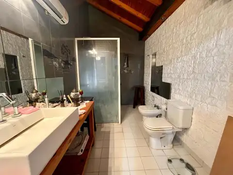 Casa en Venta en Necochea, USD 170.000