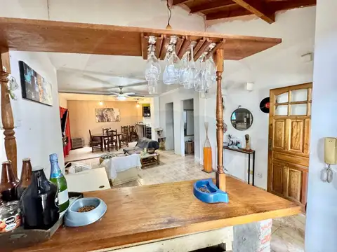 Depto Tipo Casa 4 ambientes con 2 baños