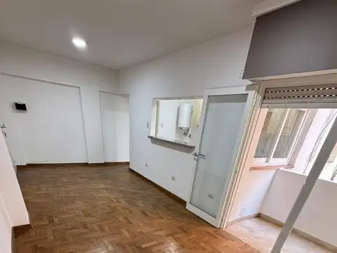 Independencia 553 , Piso 8