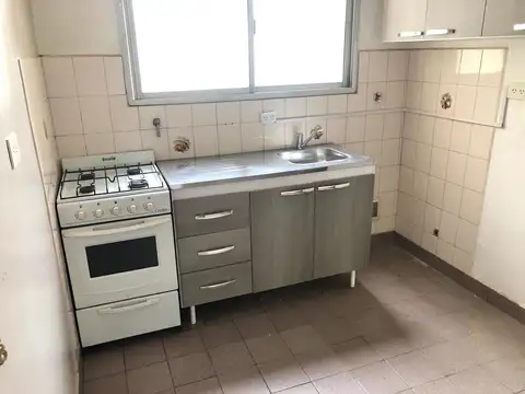 Departamento en Alquiler en Villa Luro, $ 690.000