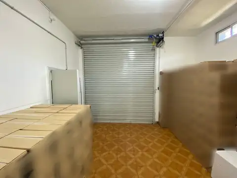 VENTA DEPOSITO + DPTO 4AMBIENTES EN CIUDADELA