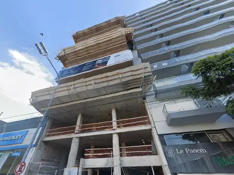 Oficina en Venta con 2 cocheras