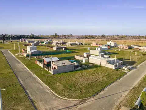 VENTA - LOTE EN BARRIO RESIDENCIAL LAS FINCAS DE YBARLUCEA - 372 m2