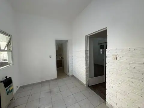Depto Tipo Casa en Alquiler en Olivos, $ 950.000