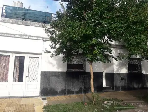 PH  3AMB AL FRENTE PLANTA BAJA SIN EXPENSAS