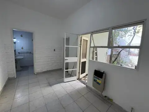 Depto Tipo Casa en Alquiler de 2 dormitorios