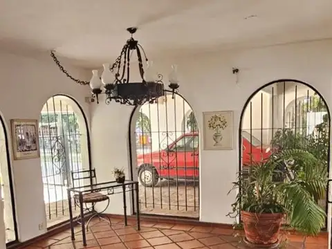 Vende depto 4 Amb 3 dor mas dependen Vicente Lopez c/cochera