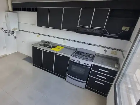 Departamento en Alquiler con 1 cocheras