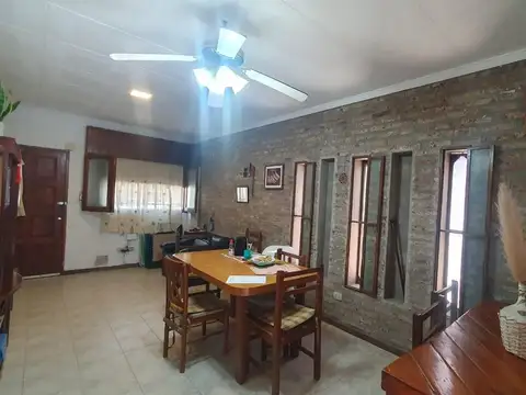 VENTA 2 CASAS EN UN MISMO TERRENO