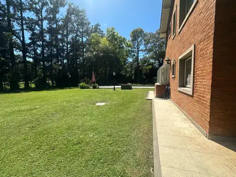 MONTES DE OCA al 3500