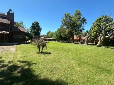 MONTES DE OCA al 3500