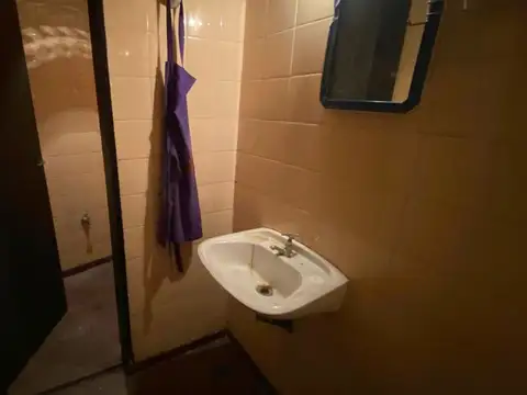 Local en Venta 66 años