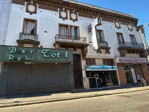 Local en Constitución