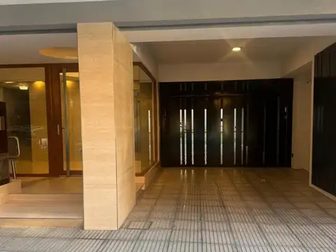 J De Andonaegui 2100