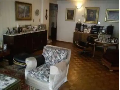 Jose Cubas 4300, Piso PB