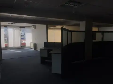 Oficina en Alquiler al Norte