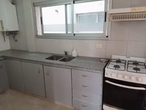 Departamento en Alquiler en La Plata, $ 580.000