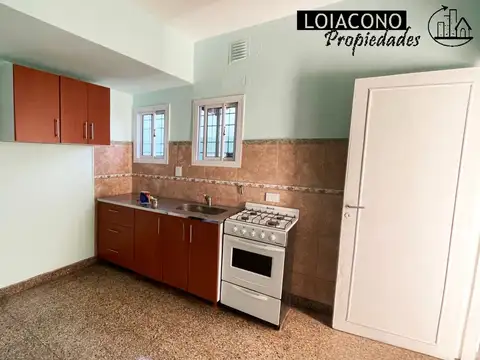 Casa con 2 locales en venta - Somellera al 5600 - Loiacono Propiedades