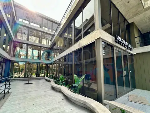 Oficina en Alquiler en Barrio Parque Leloir, USD 900