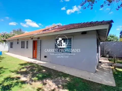 Casa en venta 4amb. Con Cochera.  Villa Morra II. Apto Crédito. Pilar.