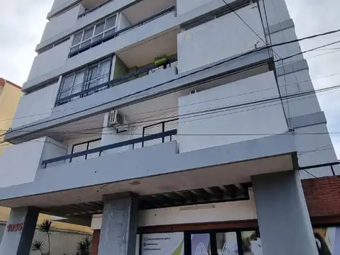 Arturo Illia 1055 , Piso 1