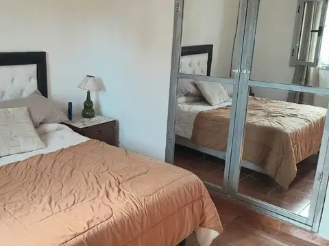 CASA 2 DORMITORIOS CON PILETA YOFRE NORTE