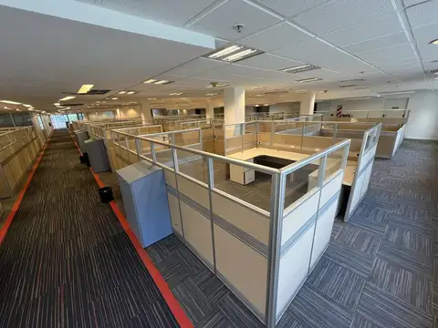 Oficina en Alquiler en Catalinas, USD 38.000