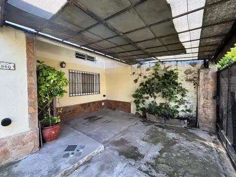 Casa en Venta en Ezpeleta Oeste, USD 115.000