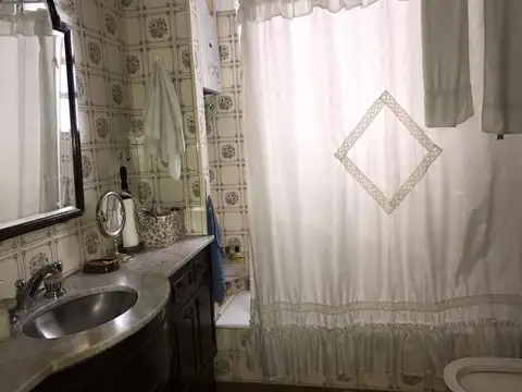 Excelente chalet en Adrogué