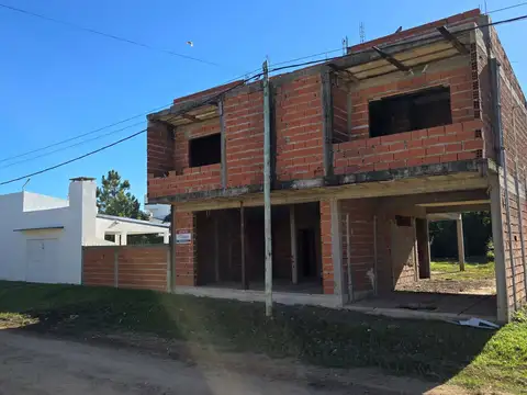 LOCAL MAS DEPARTAMENTOS A TERMINAR