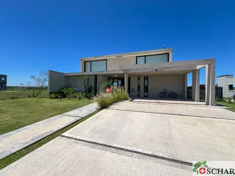 Hermosa casa en Venta en San Sebastian