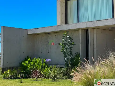 Casa en Venta al Noroeste