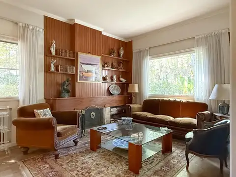 Casa 6 ambientes con 3 baños