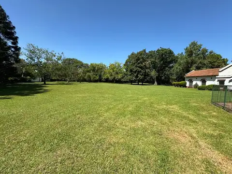 Terreno en Venta en Barrio El Cazador, USD 128.000