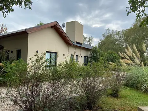 CASA VENTA CAMPOS DE ROCA 3 DORMITORIOS 3280m LOTE