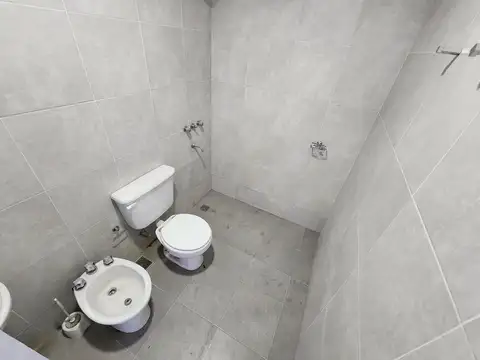 Casa 3 Dormitorios en Barrio Jorge Cura