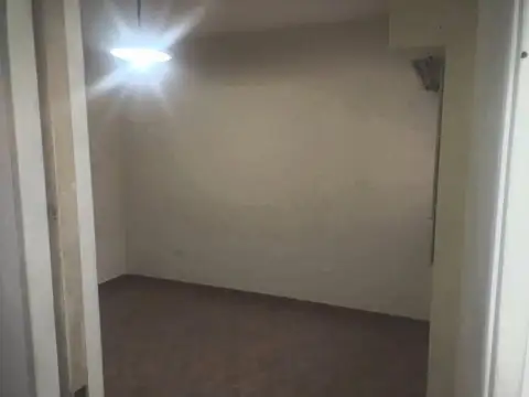 Almirante Brown 4764 , Piso 1