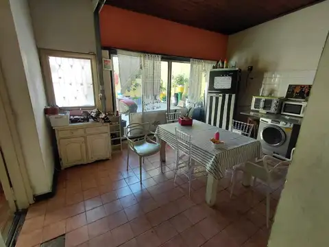 Depto Tipo Casa en Venta de 12 ambientes