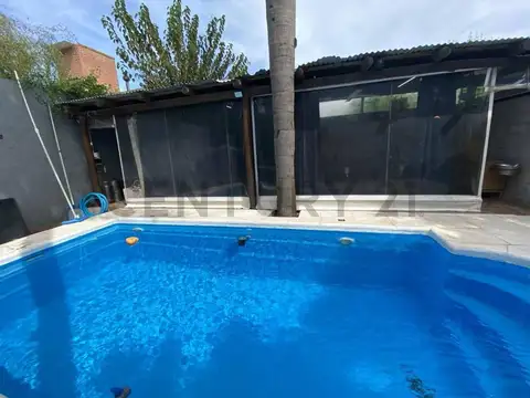 Ituizaingo 1600, Piso 0